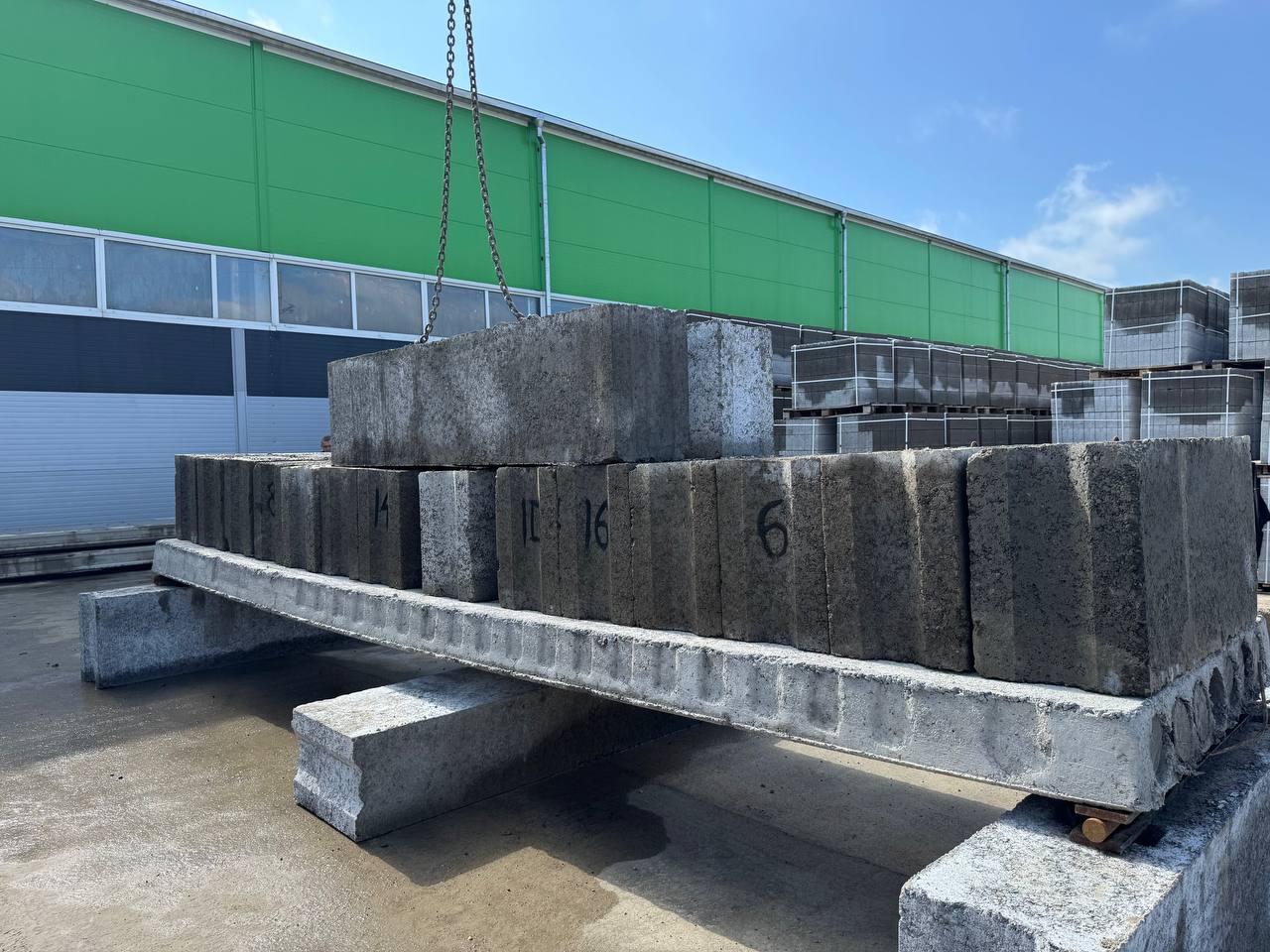 Стеновой блок